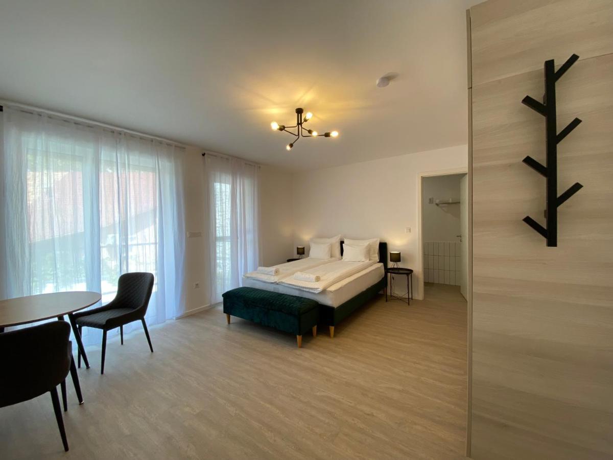 Mathias Premium Apartments Сегед Екстериор снимка